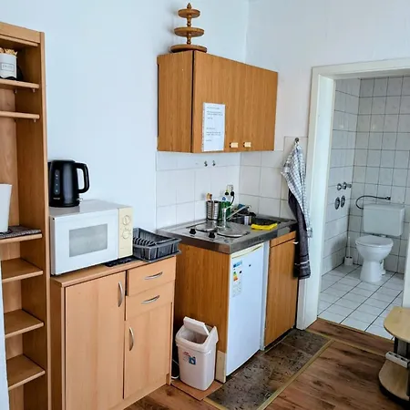 Zentrale Im Herzen Eisenachs Fuer 1-2 Personen Bed & Breakfast *